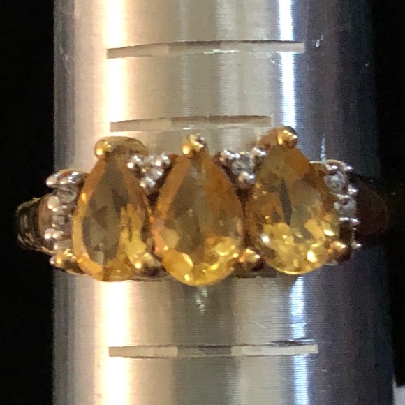 Citrine & White Topaz Ring size 7 - Picture 1 of 1